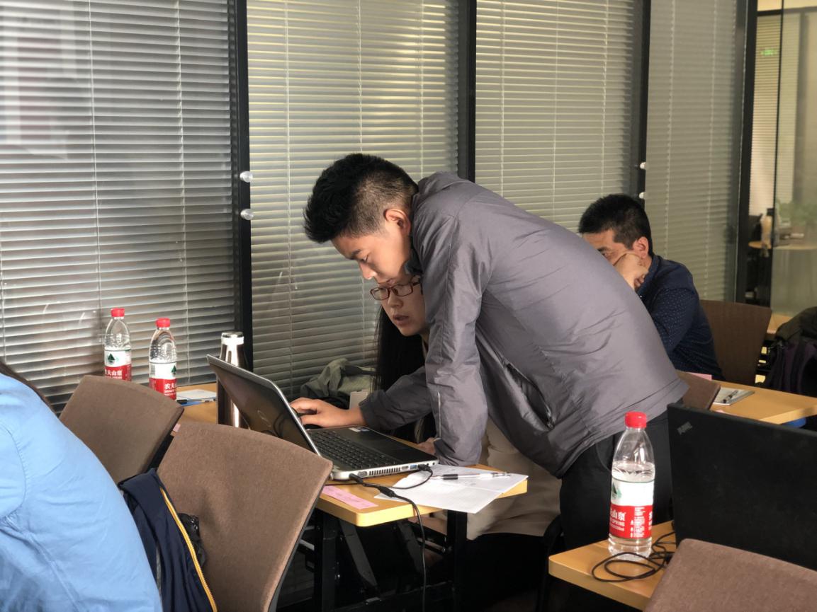 尊时凯龙·(中国区)人生就是搏!