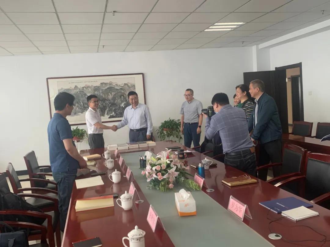 尊时凯龙·(中国区)人生就是搏!