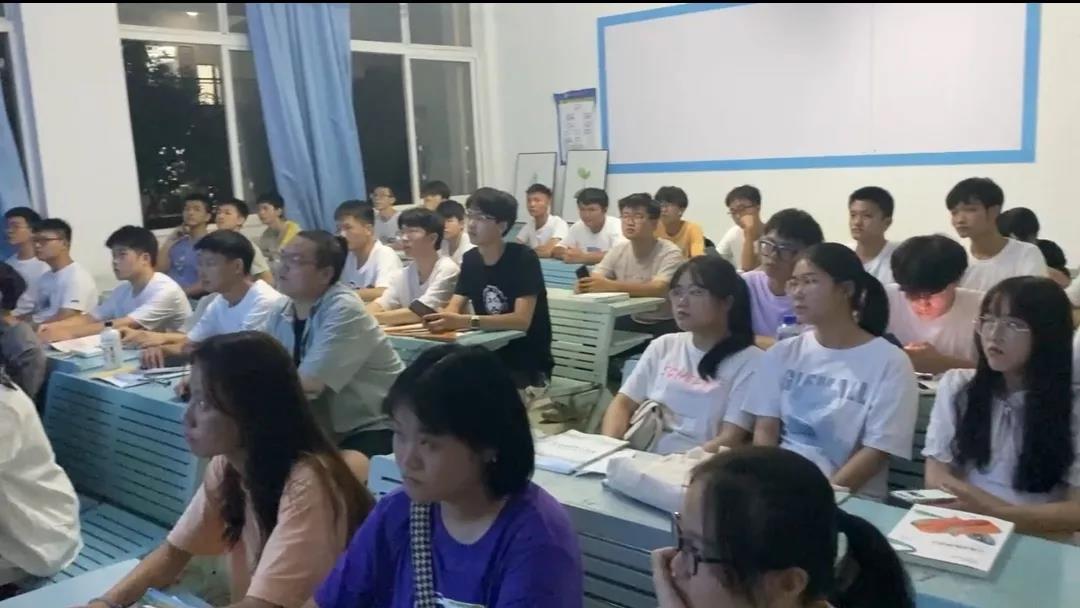 尊时凯龙·(中国区)人生就是搏!