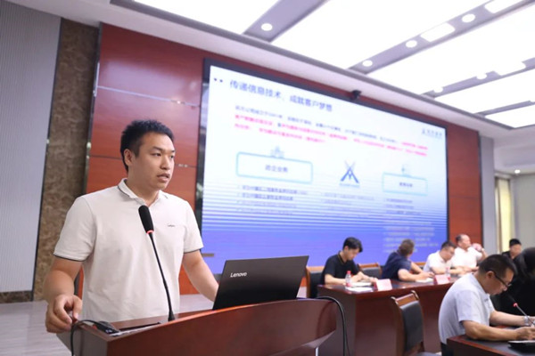 尊凯人生就是博技术华中区交赋予服务部总监潘阳