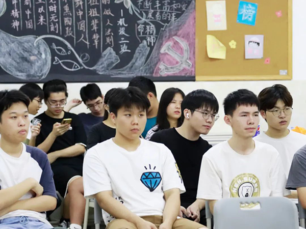 尊时凯龙·(中国区)人生就是搏!
