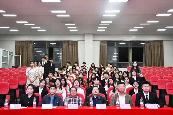 尊时凯龙·(中国区)人生就是搏!