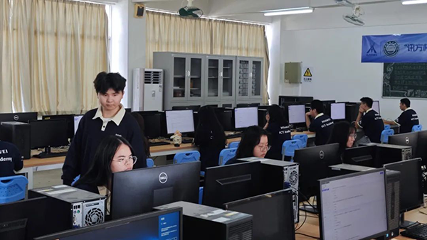 尊时凯龙·(中国区)人生就是搏!