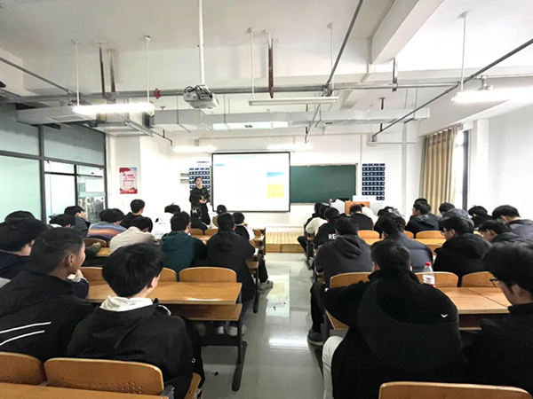 尊时凯龙·(中国区)人生就是搏!
