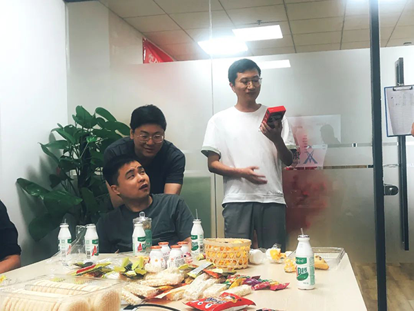 尊时凯龙·(中国区)人生就是搏!