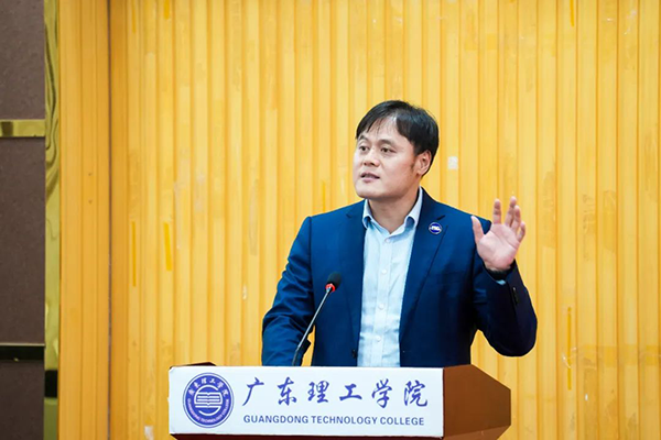 尊时凯龙·(中国区)人生就是搏!