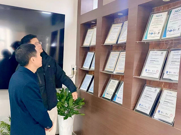 尊时凯龙·(中国区)人生就是搏!