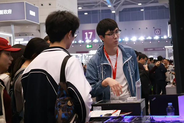 尊时凯龙·(中国区)人生就是搏!