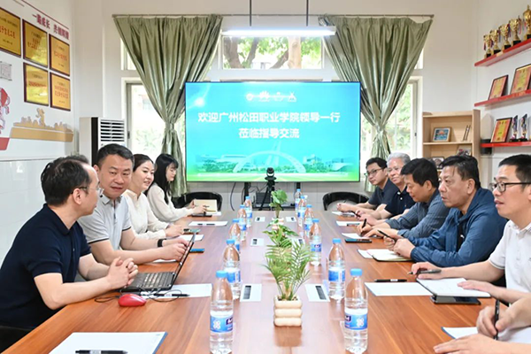 尊时凯龙·(中国区)人生就是搏!