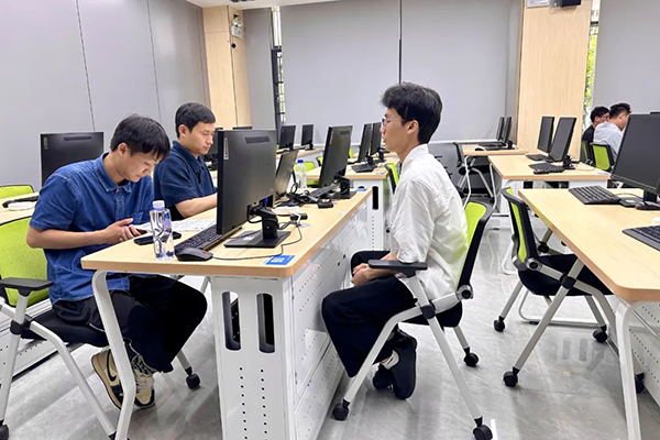 尊时凯龙·(中国区)人生就是搏!
