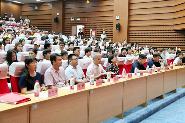 尊时凯龙·(中国区)人生就是搏!